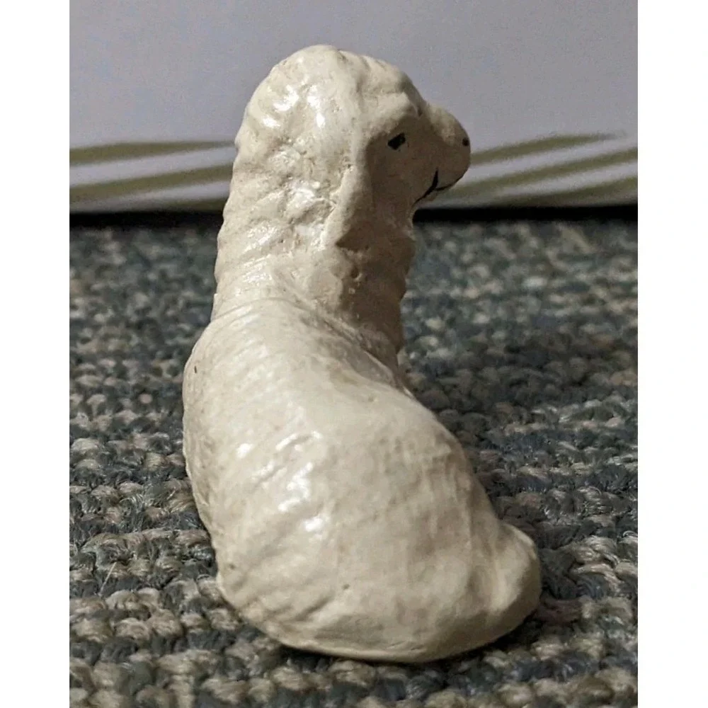 Vaillancourt Folk Art Chalkware Nativity Mini Sheep Lying Down 477  2014